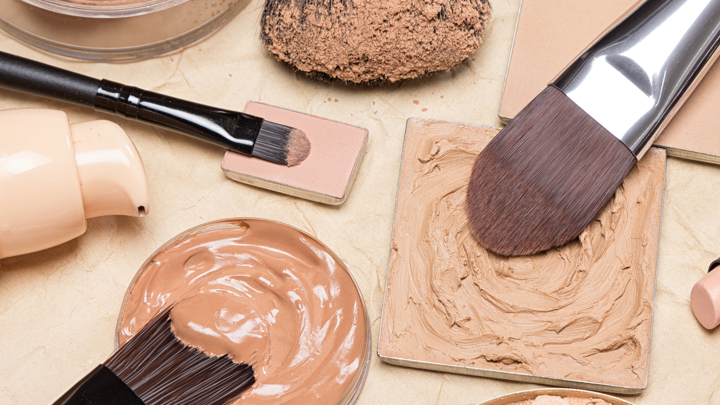 The Ultimate Guide to a Titanium Dioxide-Free Foundation.