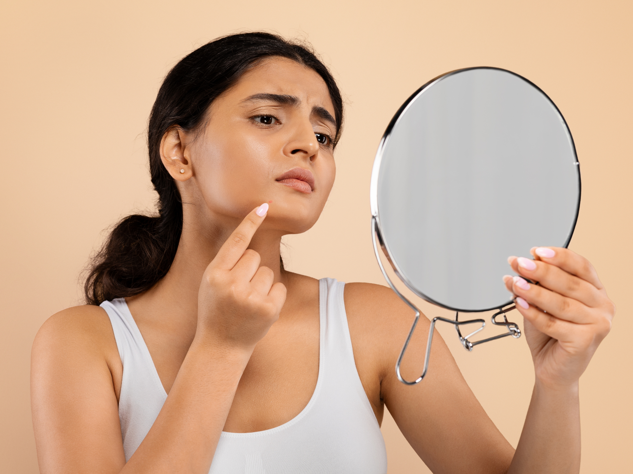 The Best Mineral Makeup for Acne-Prone Skin