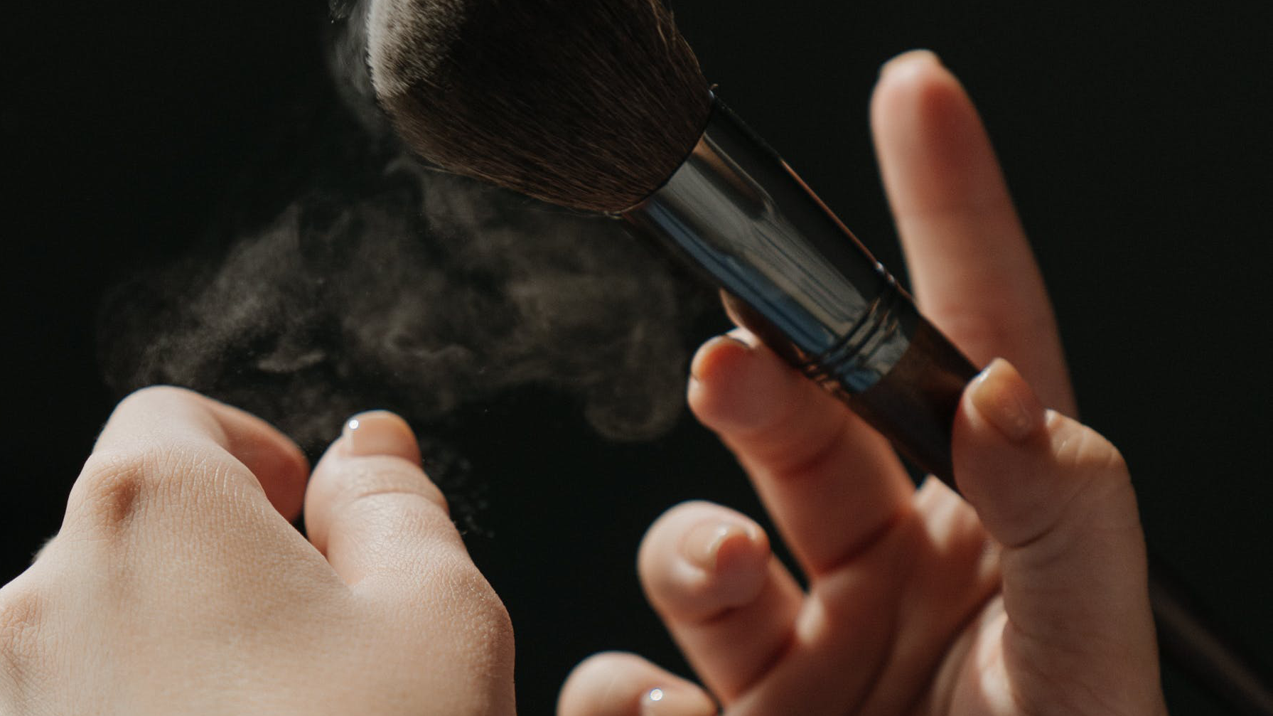 Common Ingredients in Sunscreen and Powders to Avoid