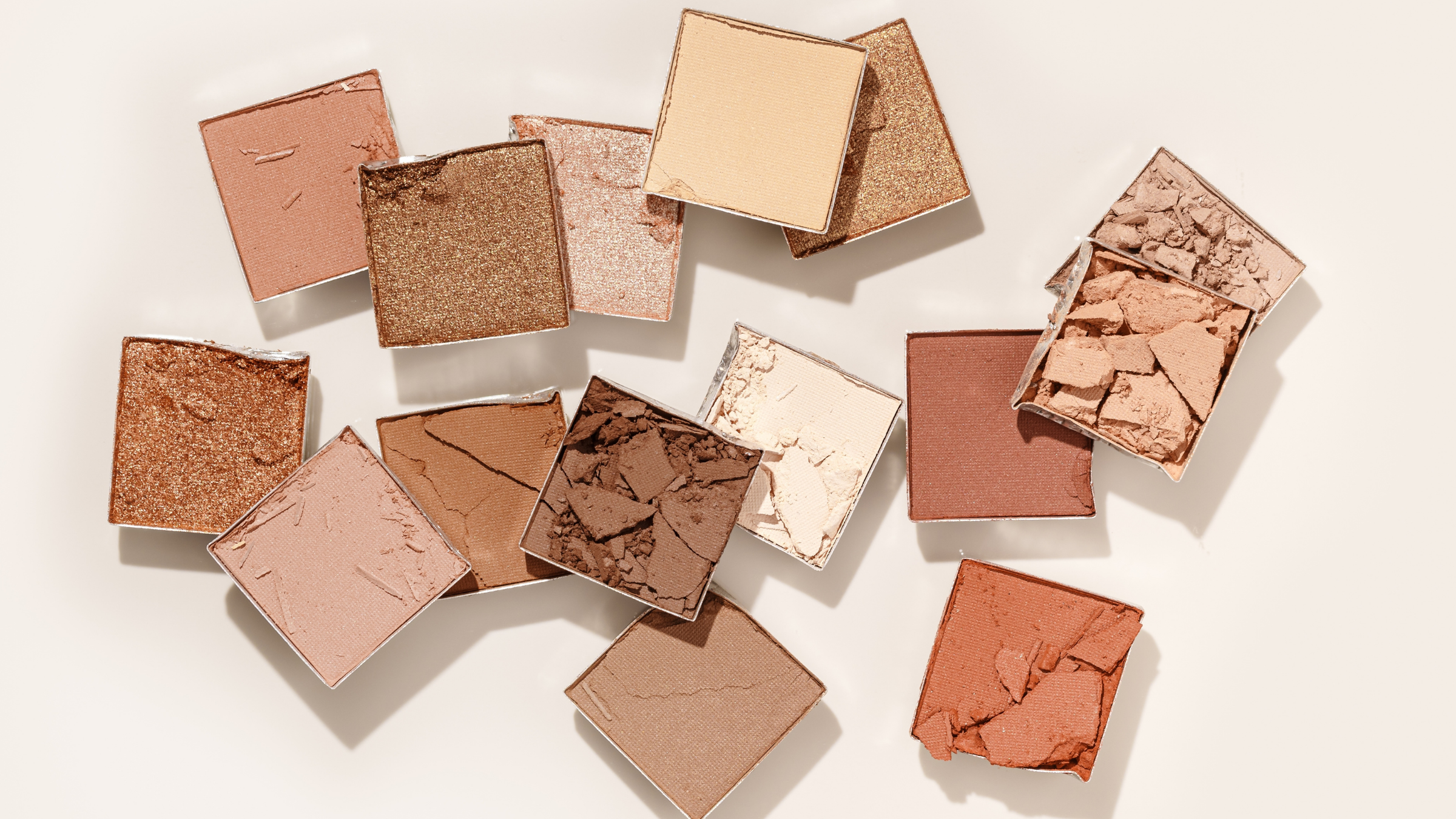 Ingredients to Avoid in Makeup: Bismuth Oxychloride, Talc, Titanium Dioxide, Silicone and More