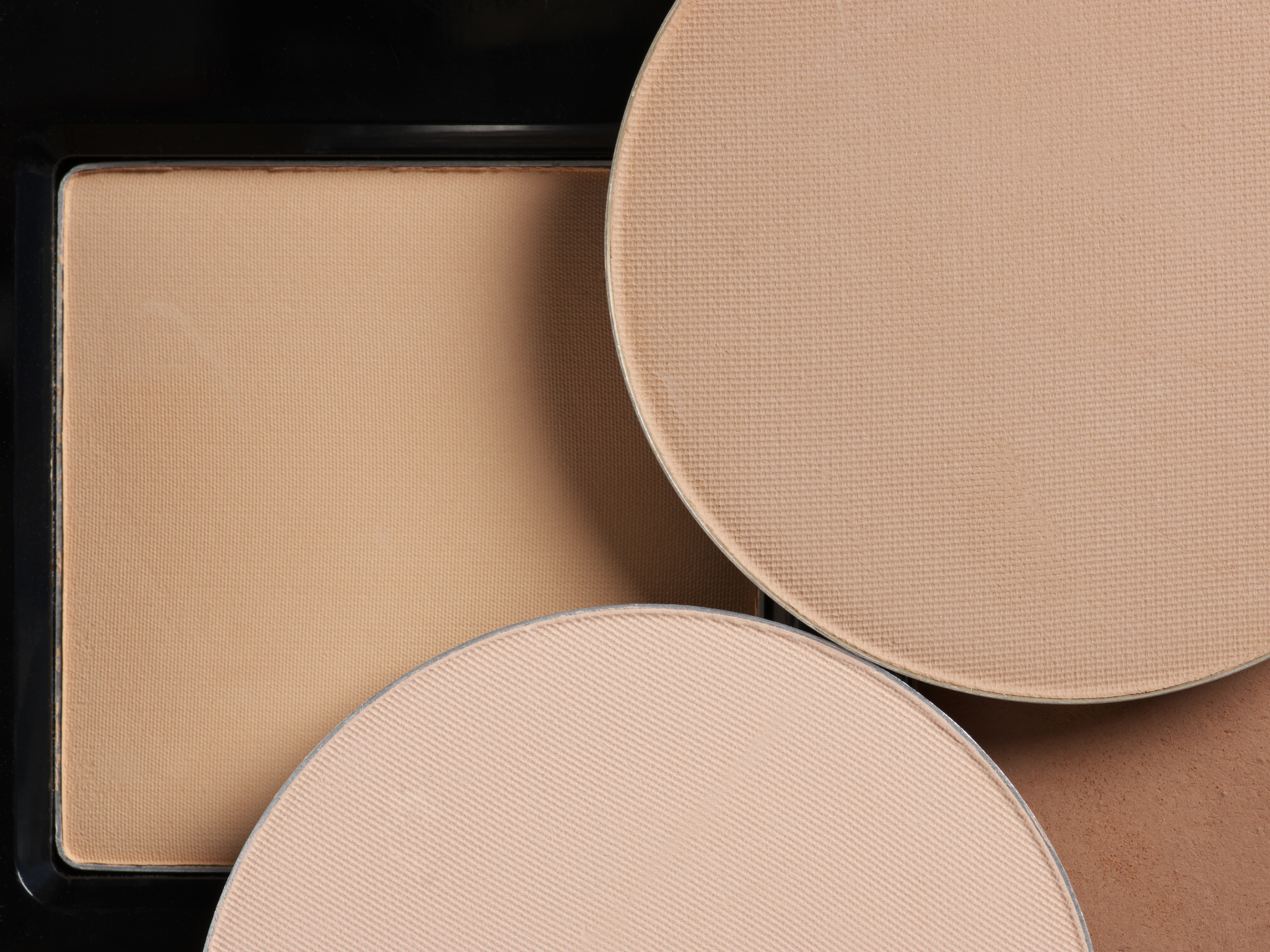 Best Titanium Dioxide-Free and Non-Toxic Makeup
