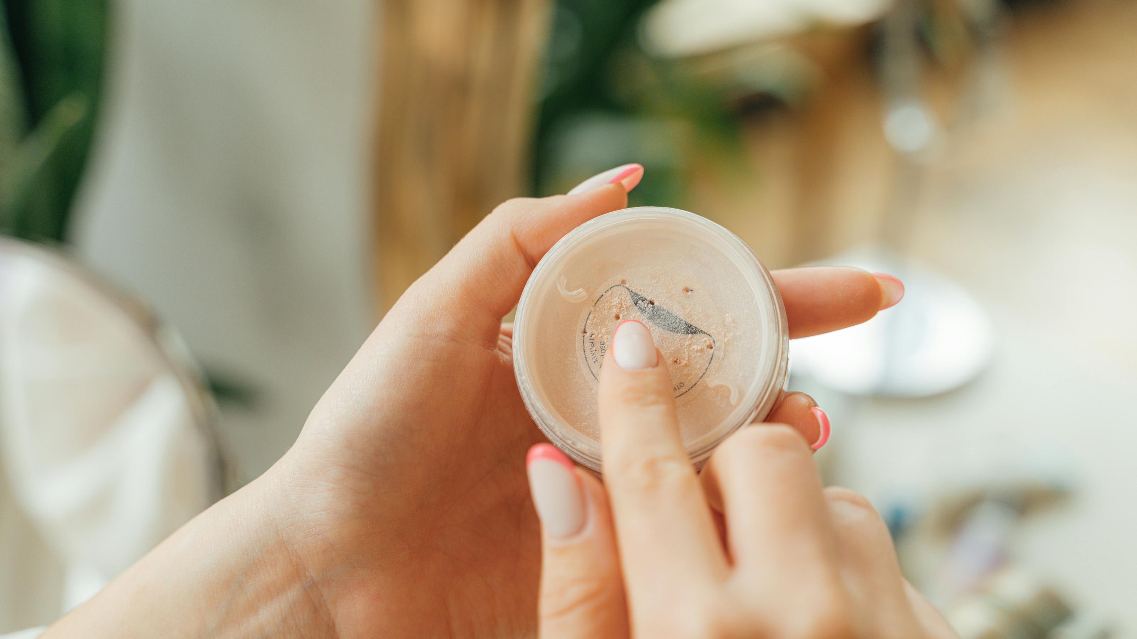 Titanium Dioxide-Free Foundation: The Secret to Naturally Glowing Skin.