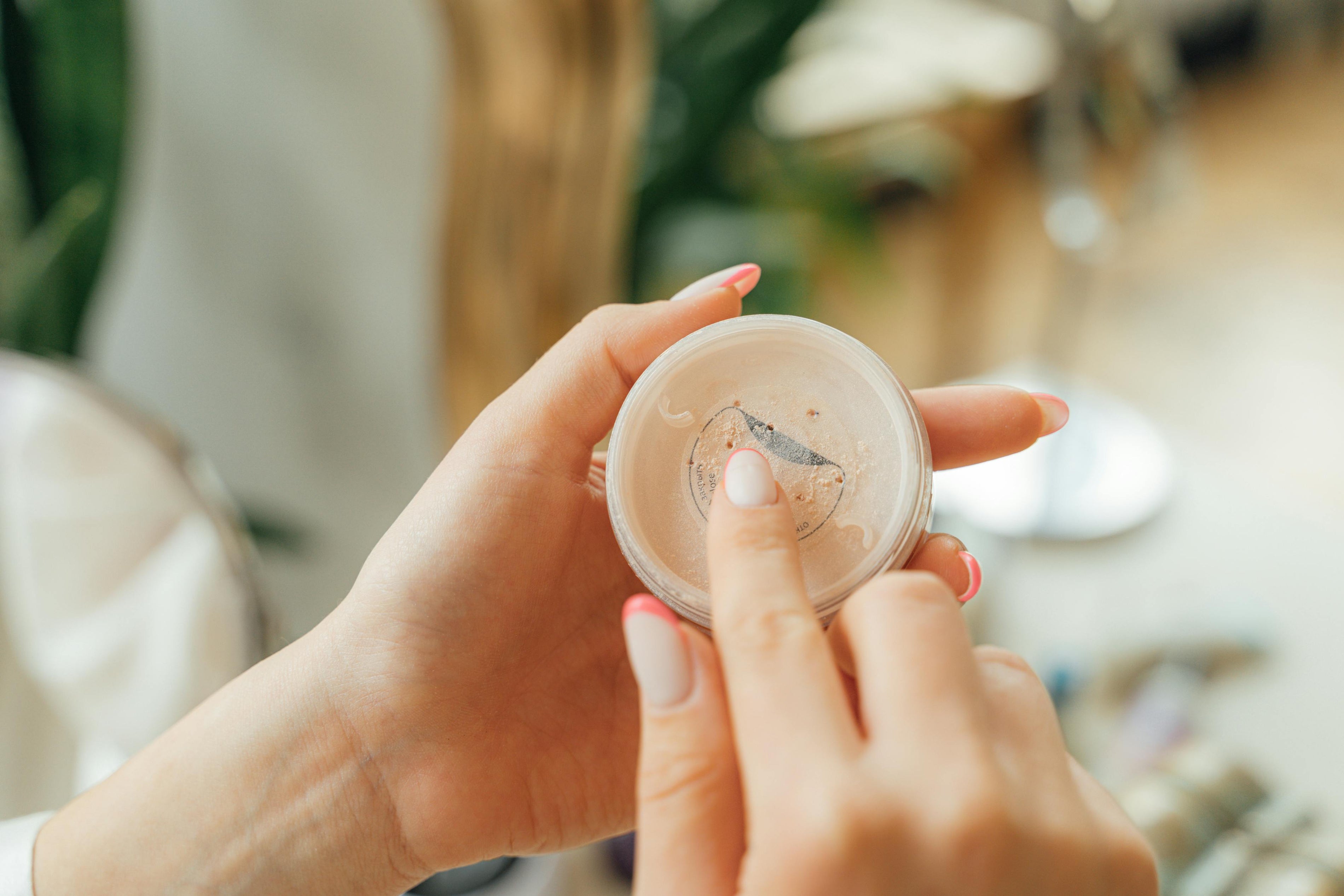 Titanium Dioxide-Free Foundation: The Secret to Naturally Glowing Skin.